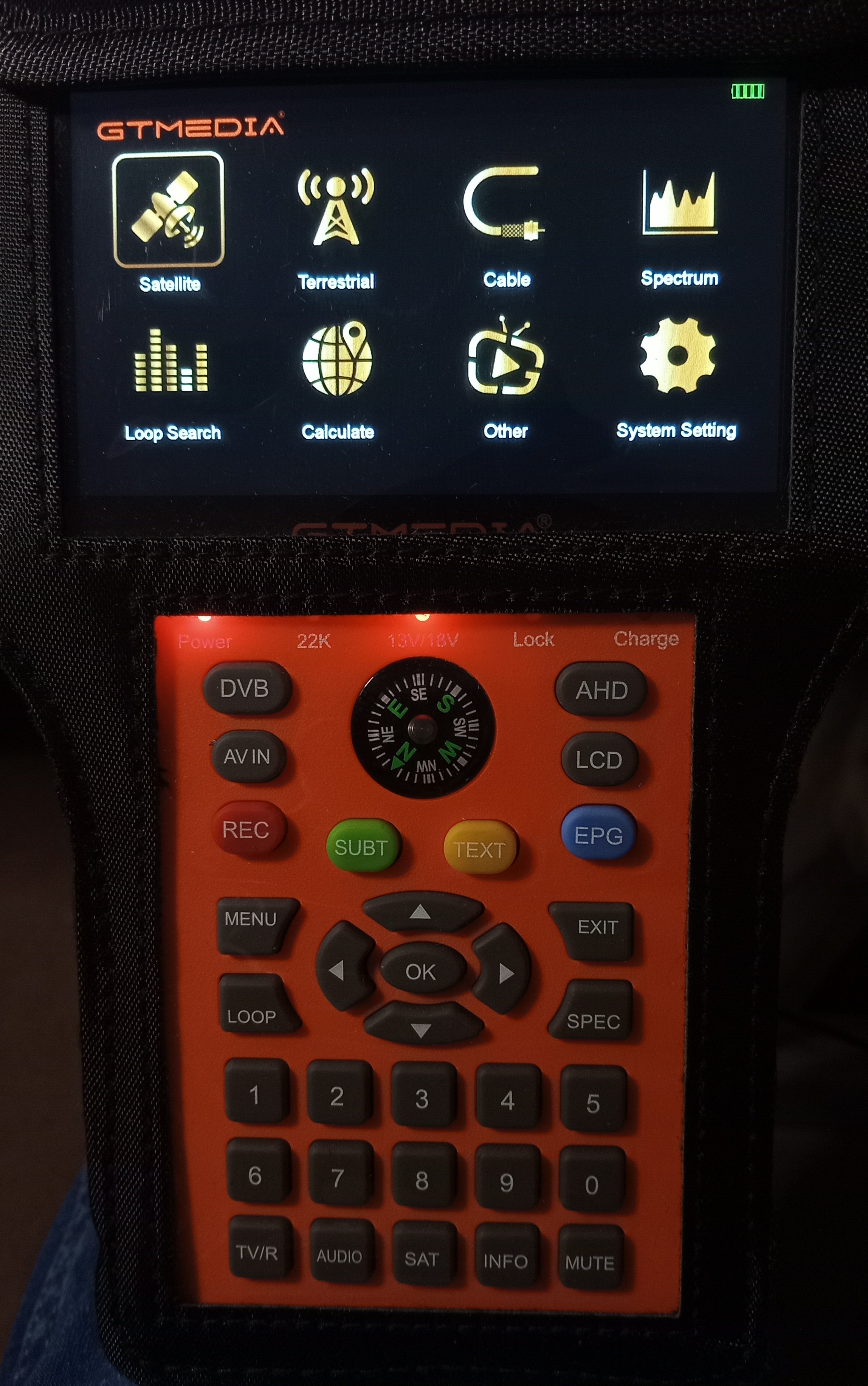  V8 Pro 2 Satellite Finder